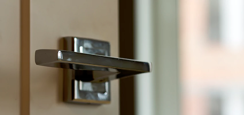 Door Lever Knob Repair in Cerritos, California