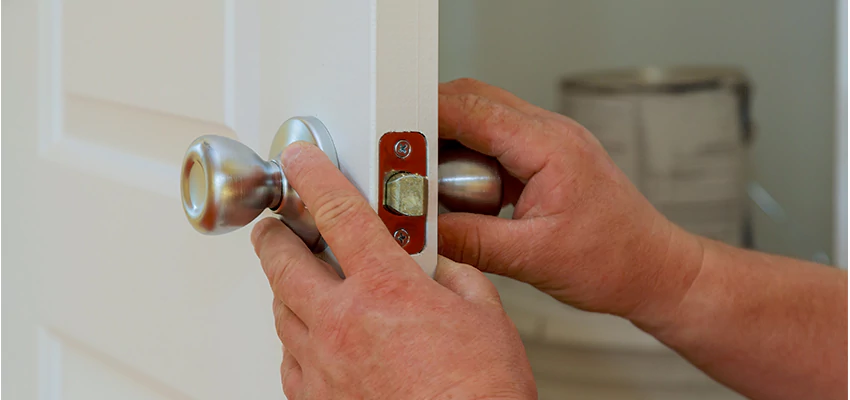 AAA Locksmiths For lock Replacement in Cerritos, California