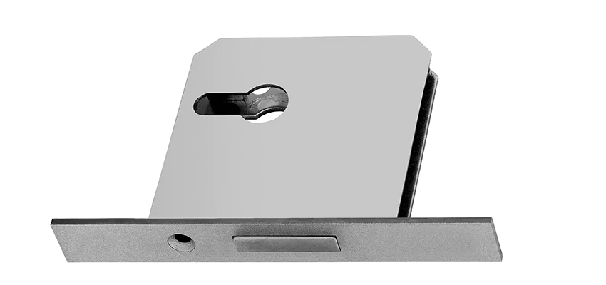 Fix A Deadbolt Door Lock in Cerritos, California